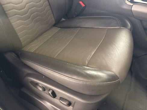 Used 2022 Chevrolet Silverado 1500 ZR2 image 29