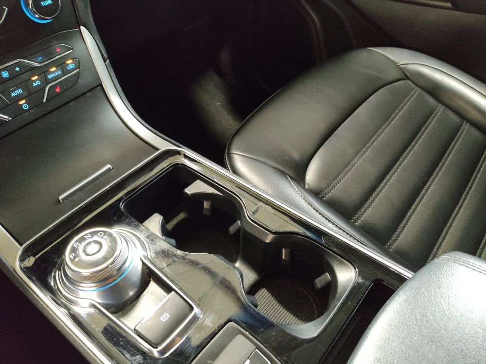 Used 2020 Ford Edge SEL FWD image 26