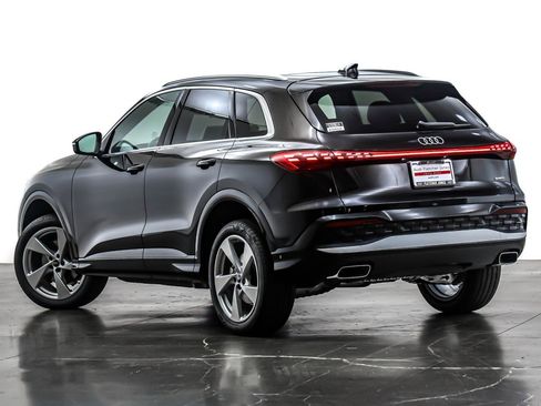 New 2025 Audi Q5 Premium Plus image 12