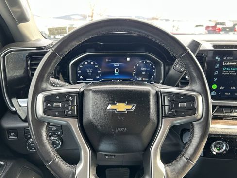 Used 2022 Chevrolet Silverado 1500 LT image 26