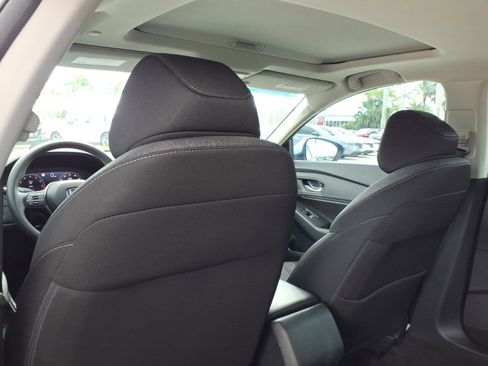 Certified 2023 Honda Accord EX image 11