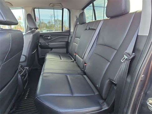 Used 2017 Honda Ridgeline RTL-E image 23