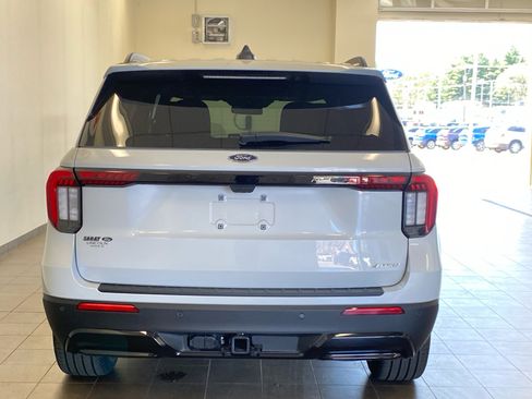 New 2026 Ford Explorer ST-Line w/ ST-Line Street Pack AWD/4WD image 36
