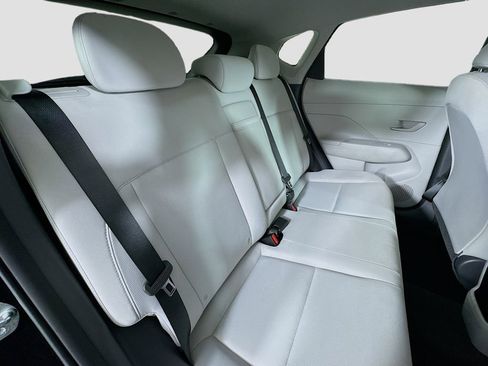 Certified 2025 Hyundai Kona SEL image 28