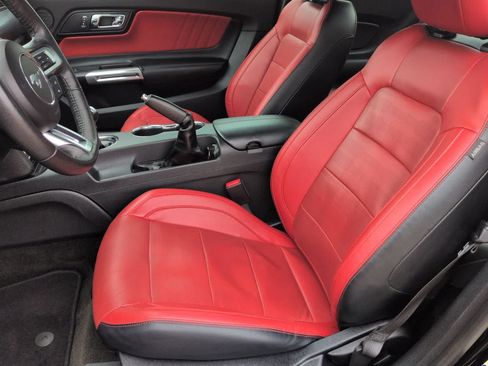 Used 2017 Ford Mustang GT Premium w/ GT Performance Package RWD image 16