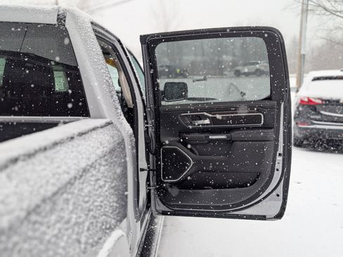 Used 2022 RAM 1500 Laramie image 45