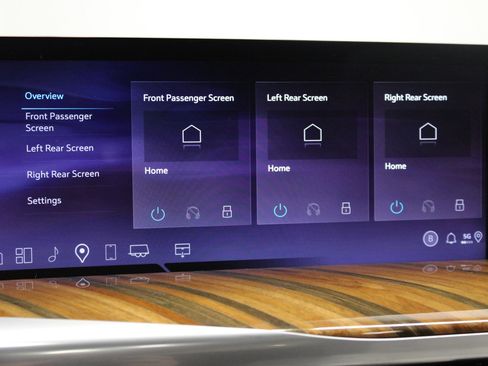 Certified 2025 Cadillac Escalade ESV Sport Platinum image 41