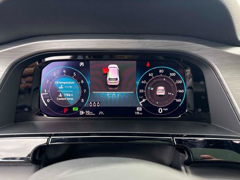 New 2026 Volkswagen Atlas Cross Sport SE image 27