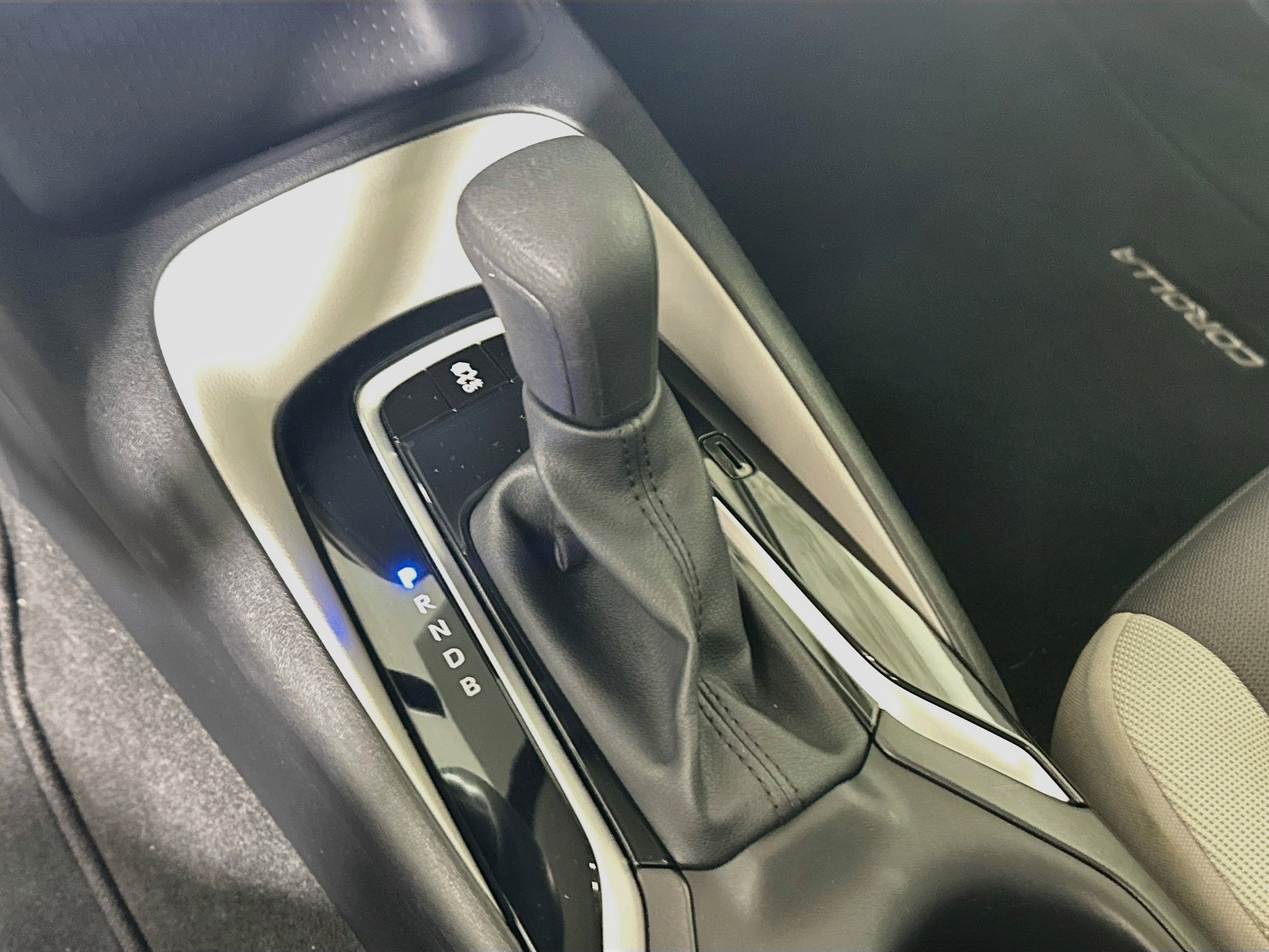 Certified 2024 Toyota Corolla LE FWD image 20
