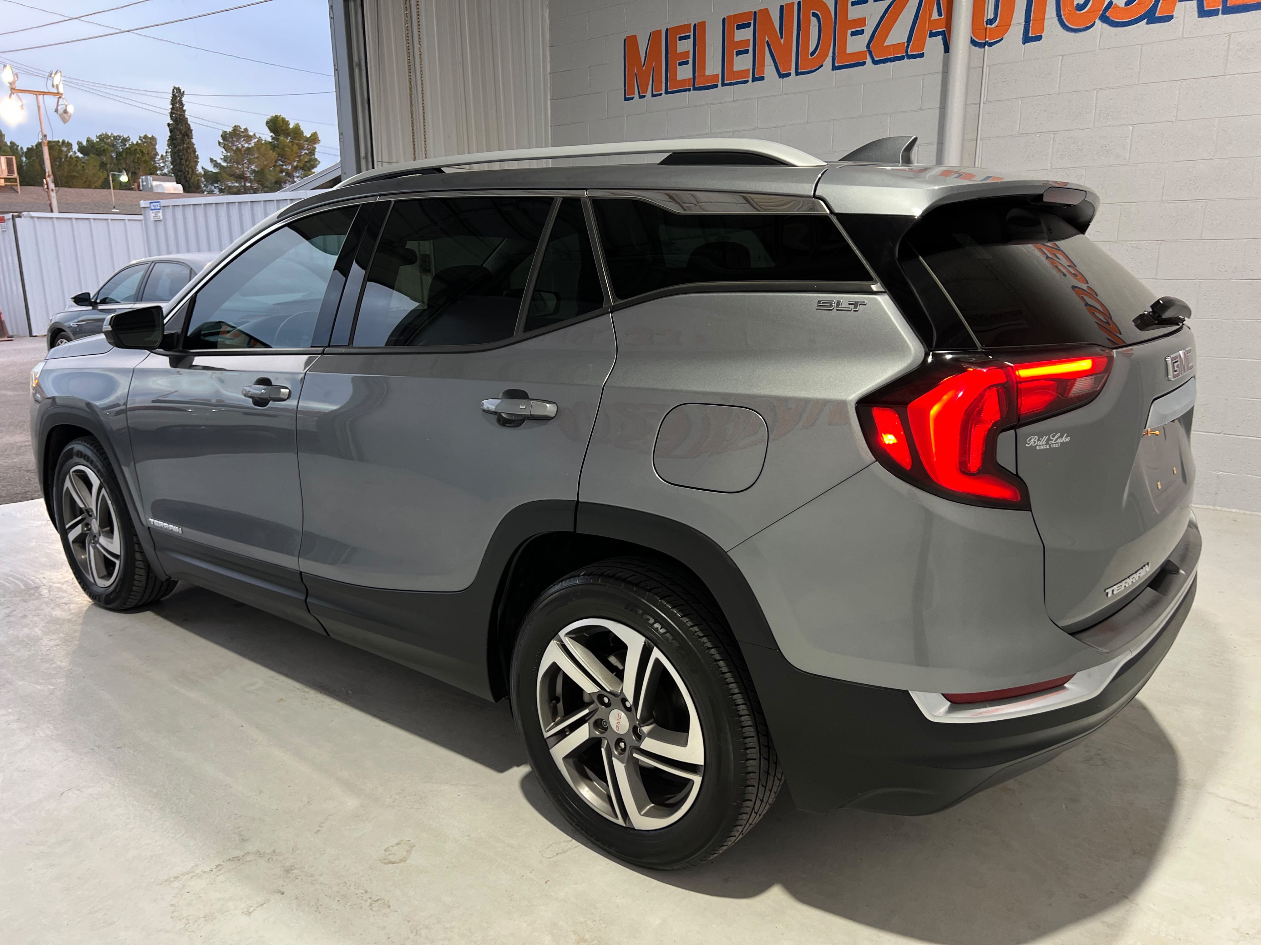 Used 2020 GMC Terrain SLT FWD image 3