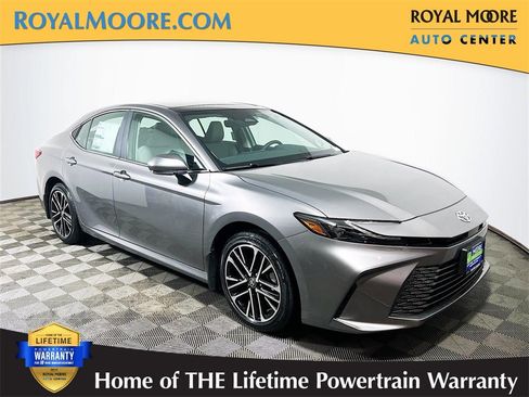 New 2026 Toyota Camry XLE image 1