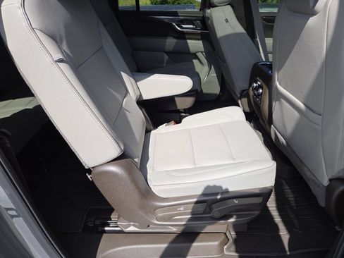New 2026 GMC Yukon XL Elevation w/ Elevation Premium Package AWD/4WD image 29