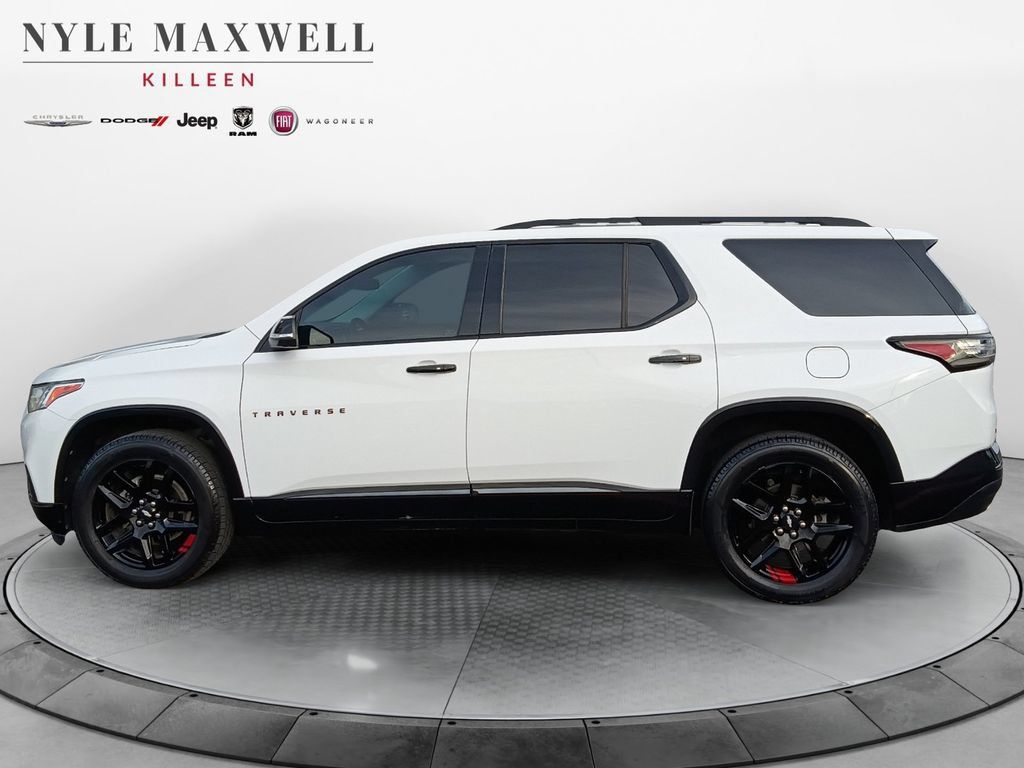 Used 2021 Chevrolet Traverse Premier w/ Redline Edition FWD image 13