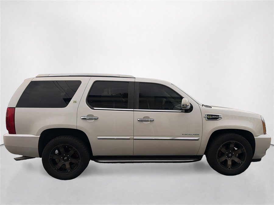 Used 2010 Cadillac Escalade 4WD Hybrid image 7