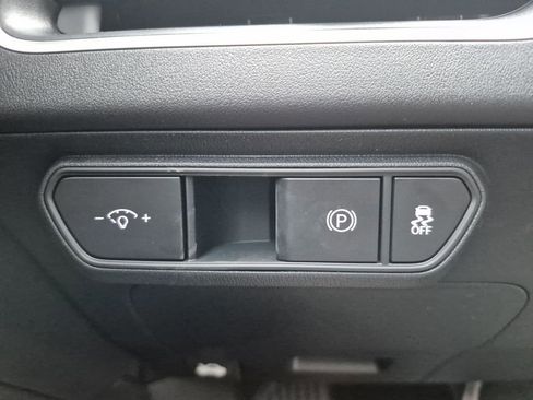 New 2025 Kia K4 LXS image 25