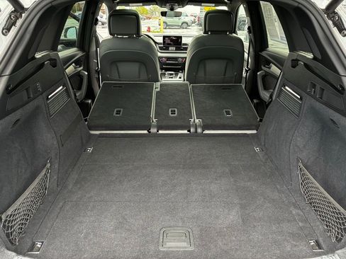 Used 2020 Audi SQ5 Prestige w/ Prestige Package AWD/4WD image 42