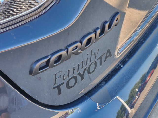 Used 2025 Toyota Corolla SE FWD image 9