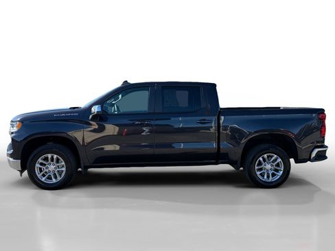Used 2023 Chevrolet Silverado 1500 LT w/ Convenience Package II image 2