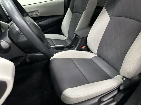 Used 2026 Toyota Corolla LE FWD image 10