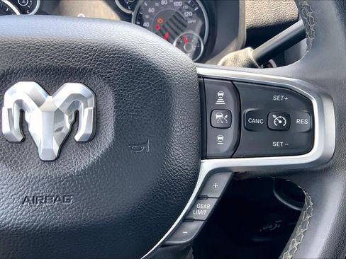 Used 2025 RAM 2500 Big Horn AWD/4WD image 24
