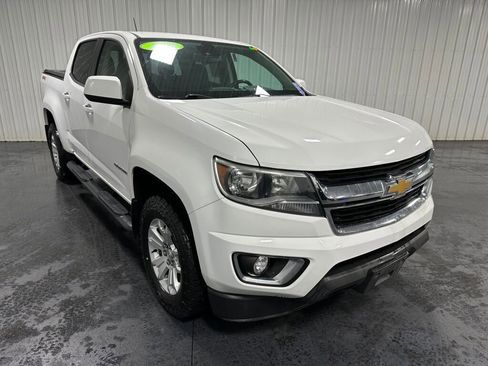 Used 2019 Chevrolet Colorado LT w/ LT Convenience Package image 2