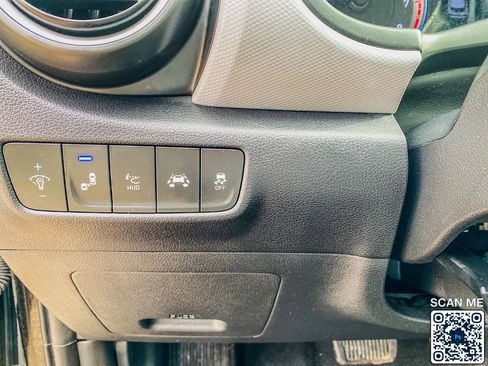 Used 2018 Hyundai Kona Ultimate FWD image 19