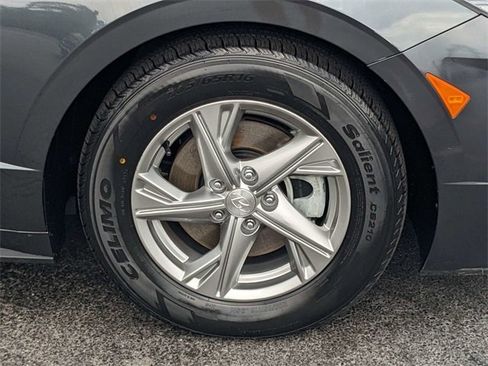 Used 2023 Hyundai Sonata SE image 10