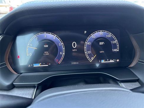 New 2025 Jeep Grand Cherokee L Limited w/ Luxury Tech Group II image 20