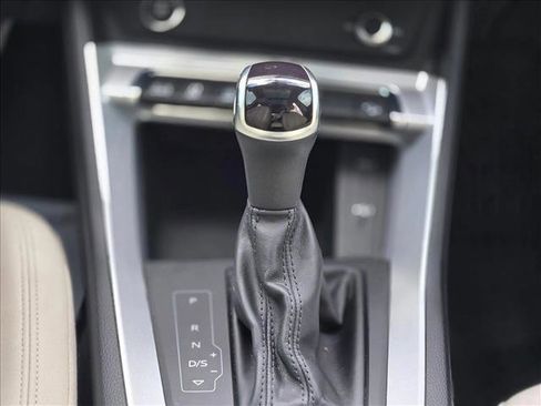 Used 2022 Audi Q3 2.0T Premium Plus image 15