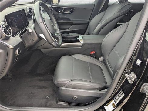 Used 2025 Mercedes-Benz C 300 Sedan image 16