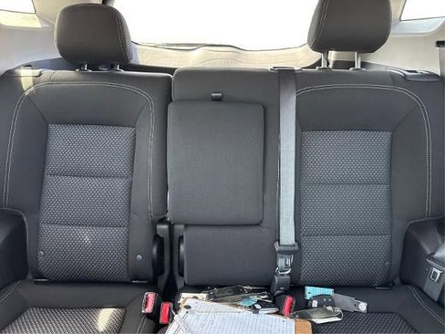 Used 2023 GMC Terrain SLE w/ Driver Convenience Package image 22