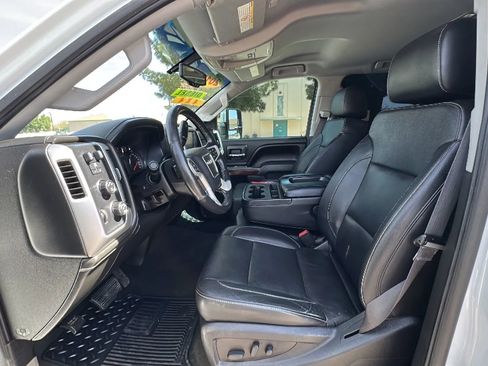 Used 2016 GMC Sierra 2500 SLT w/ Duramax Plus Package image 12
