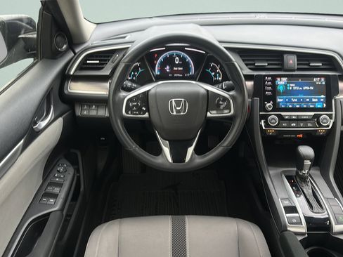 Used 2019 Honda Civic EX image 10