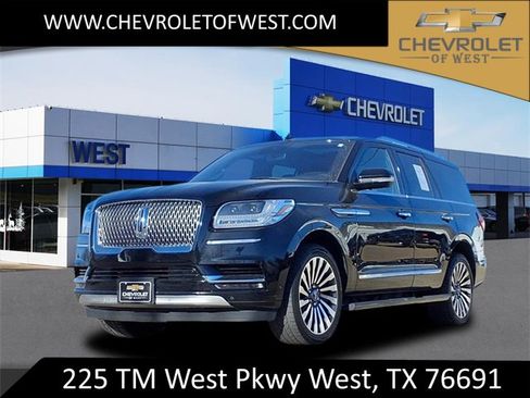 Used 2019 Lincoln Navigator Reserve image 1