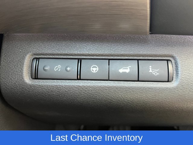 Certified 2023 Nissan Pathfinder Platinum w/ Cargo Package AWD/4WD image 10