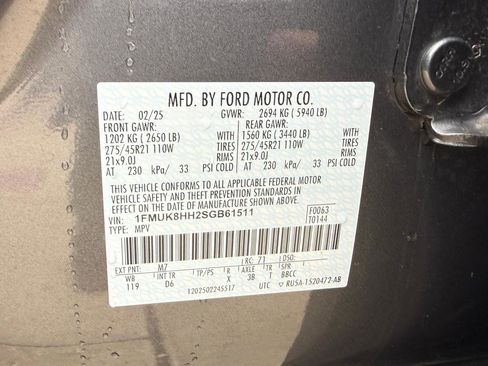 Used 2025 Ford Explorer Platinum w/ LUX Leather Package image 23