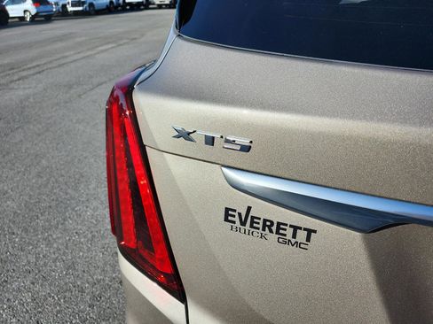 Used 2023 Cadillac XT5 Premium Luxury w/ Technology Package image 4