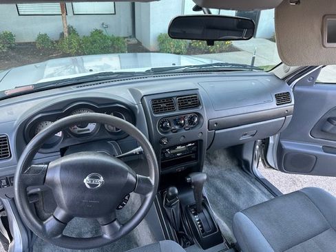 Used 2004 Nissan Frontier XE w/ (PWR) XE Pwr Pkg image 21