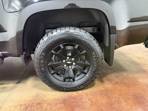 Used 2022 Chevrolet Colorado Z71 w/ Z71 Midnight Edition AWD/4WD image 91