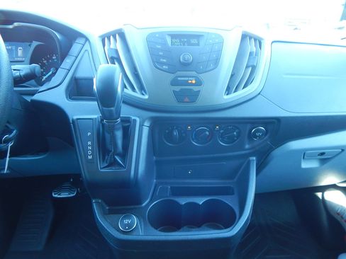 Used 2019 Ford Transit 150 130 Low Roof RWD image 17