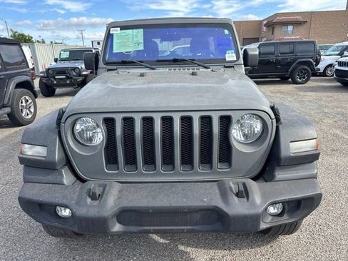 Used 2022 Jeep Wrangler Unlimited Sport AWD/4WD image 2