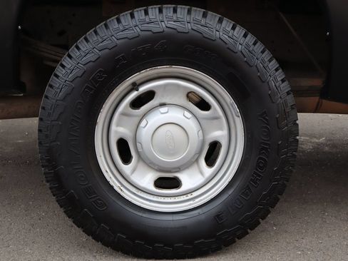 Used 2011 Ford F250 XL AWD/4WD image 34