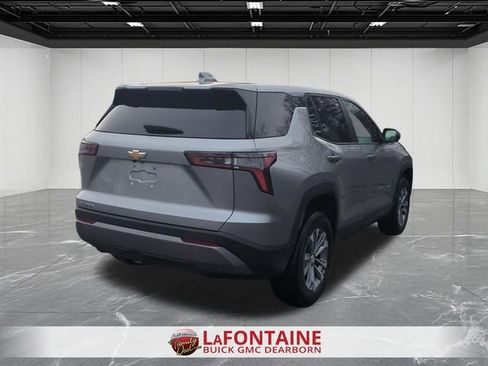 Used 2025 Chevrolet Equinox LT image 8
