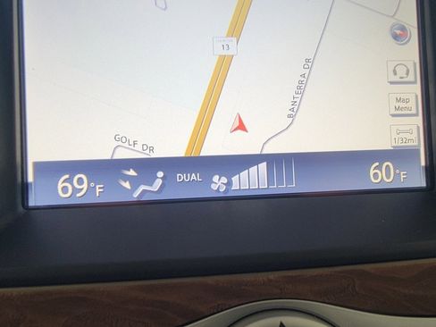 Used 2015 INFINITI QX80 Limited w/ All Season Package AWD/4WD image 25