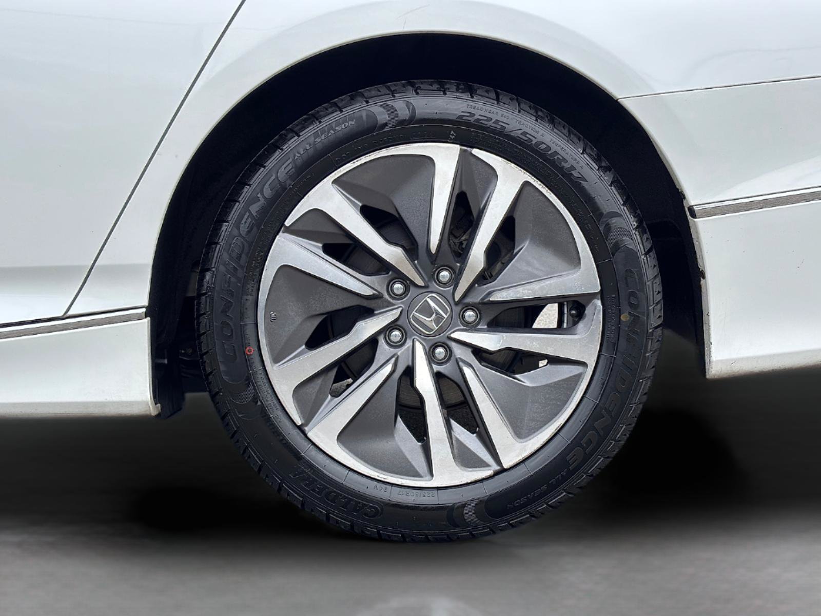 Certified 2019 Honda Accord Touring image 13