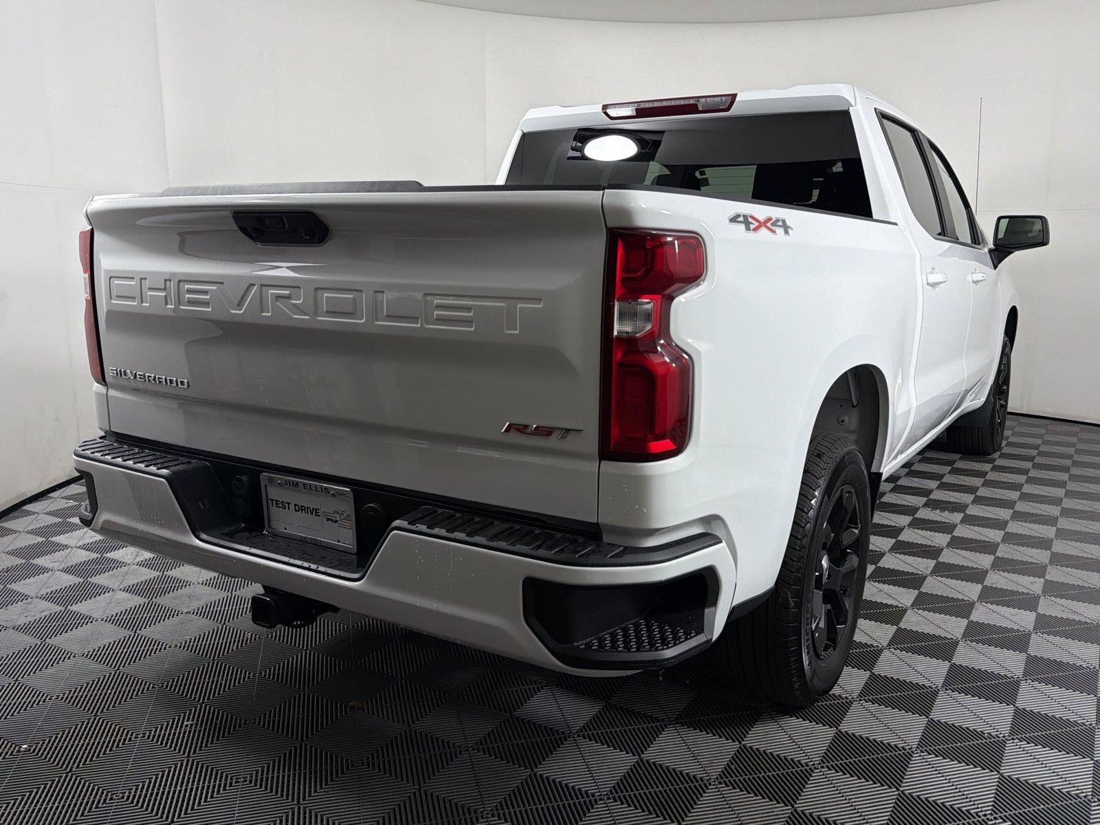 Used 2026 Chevrolet Silverado 1500 RST AWD/4WD image 6