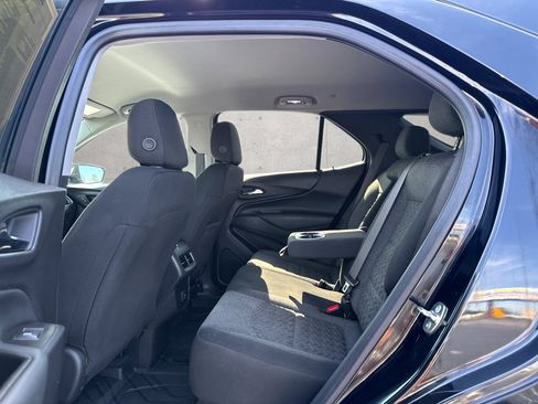 Used 2024 Chevrolet Equinox LT w/ LPO, Floor Liner Package FWD image 9