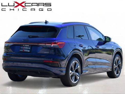 Used 2025 Audi Q4 e-tron Prestige w/ Black Optic Package AWD/4WD image 6