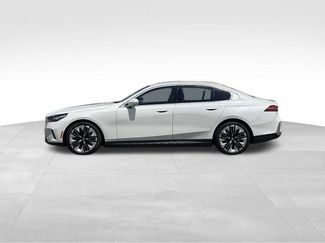 Used 2024 BMW i5 eDrive40i w/ Premium Package RWD video 2
