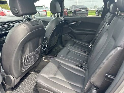 Used 2018 Audi Q7 3.0T Prestige image 16